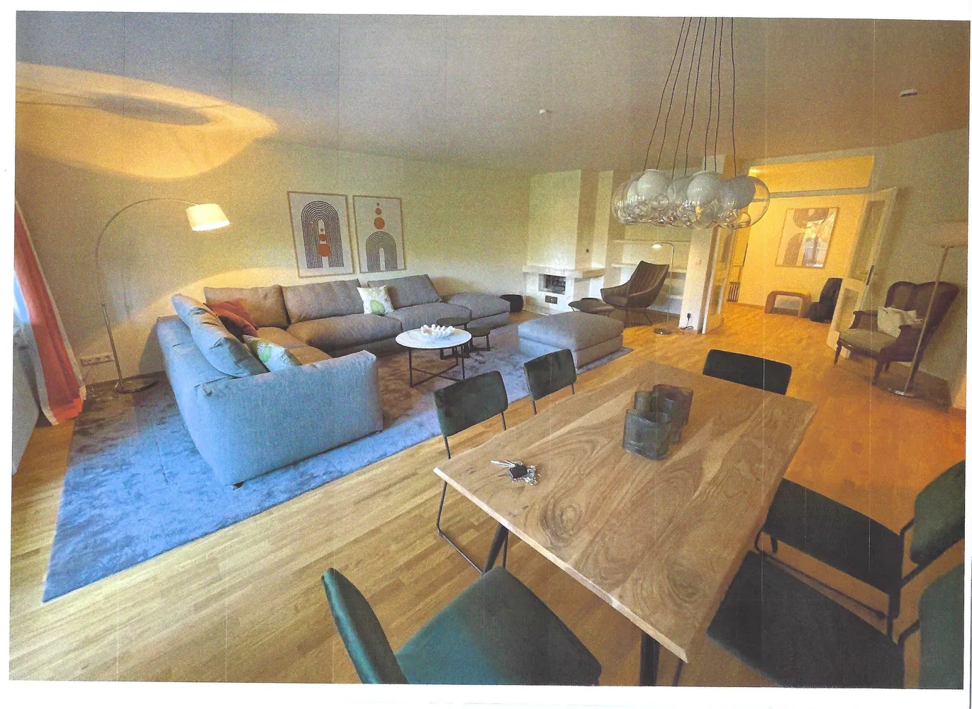 4 Zimmer Wohnung mit 120 m² in München – Bild 1