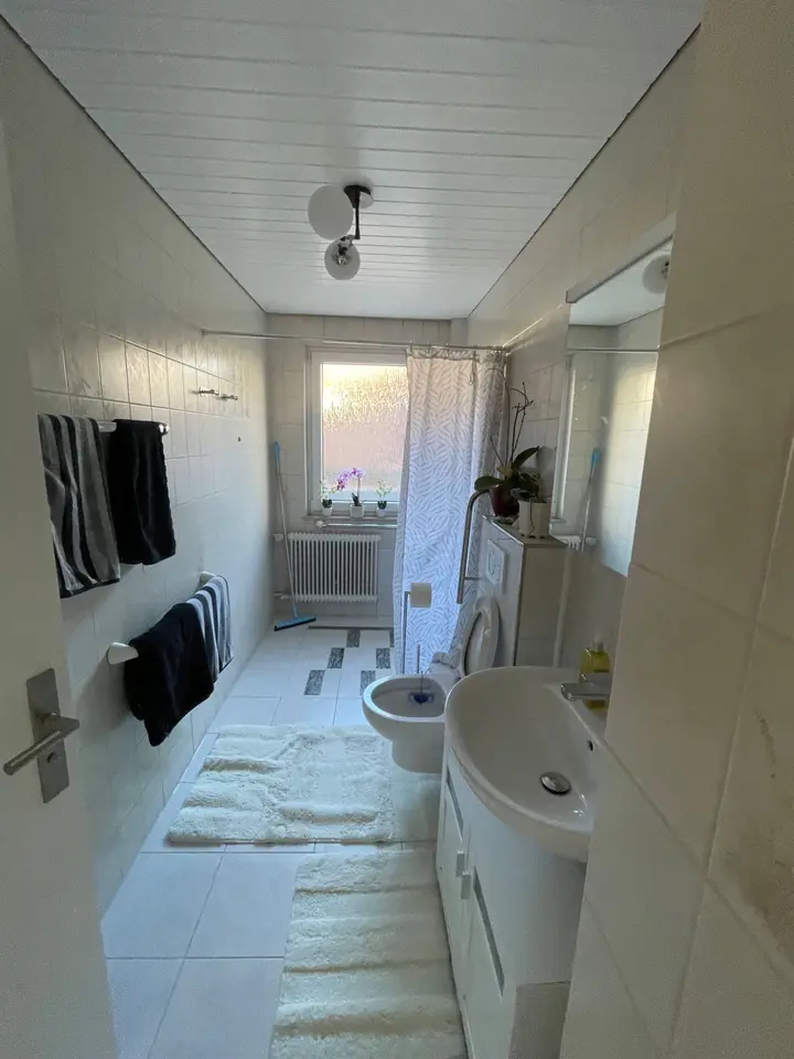 WG-Zimmer mit 95 m² in Herrenberg – Bild 4