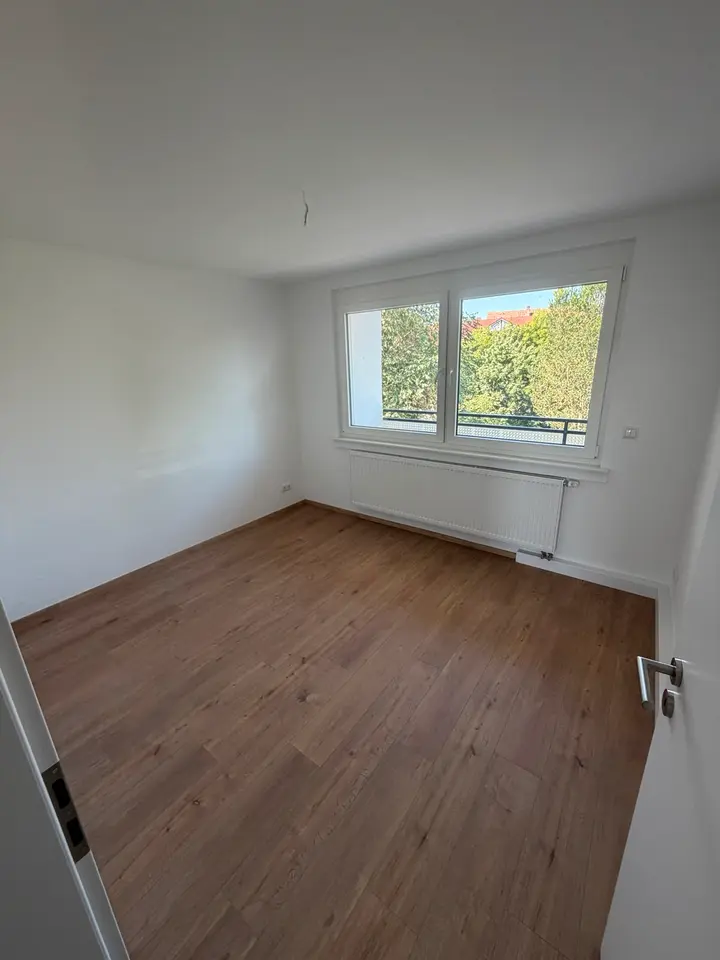 4 Zimmer Wohnung mit 96 m² in Eschwege – Bild 1