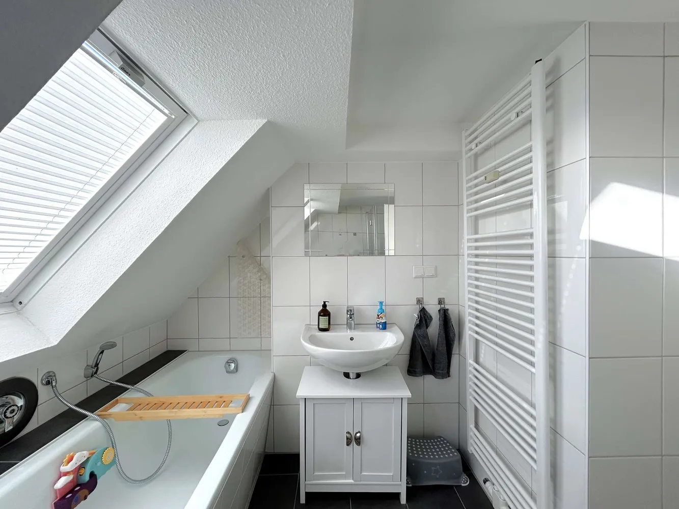 4 Zimmer Wohnung mit 106 m² in Hannover – Bild 11