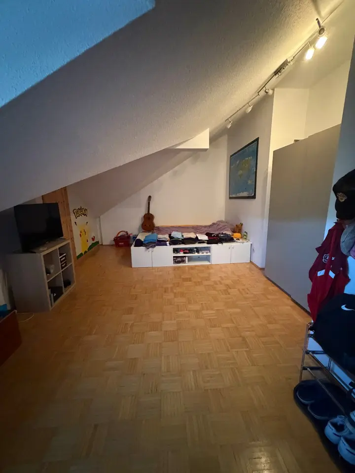 5 Zimmer Wohnung mit 212 m² in Düren – Bild 8