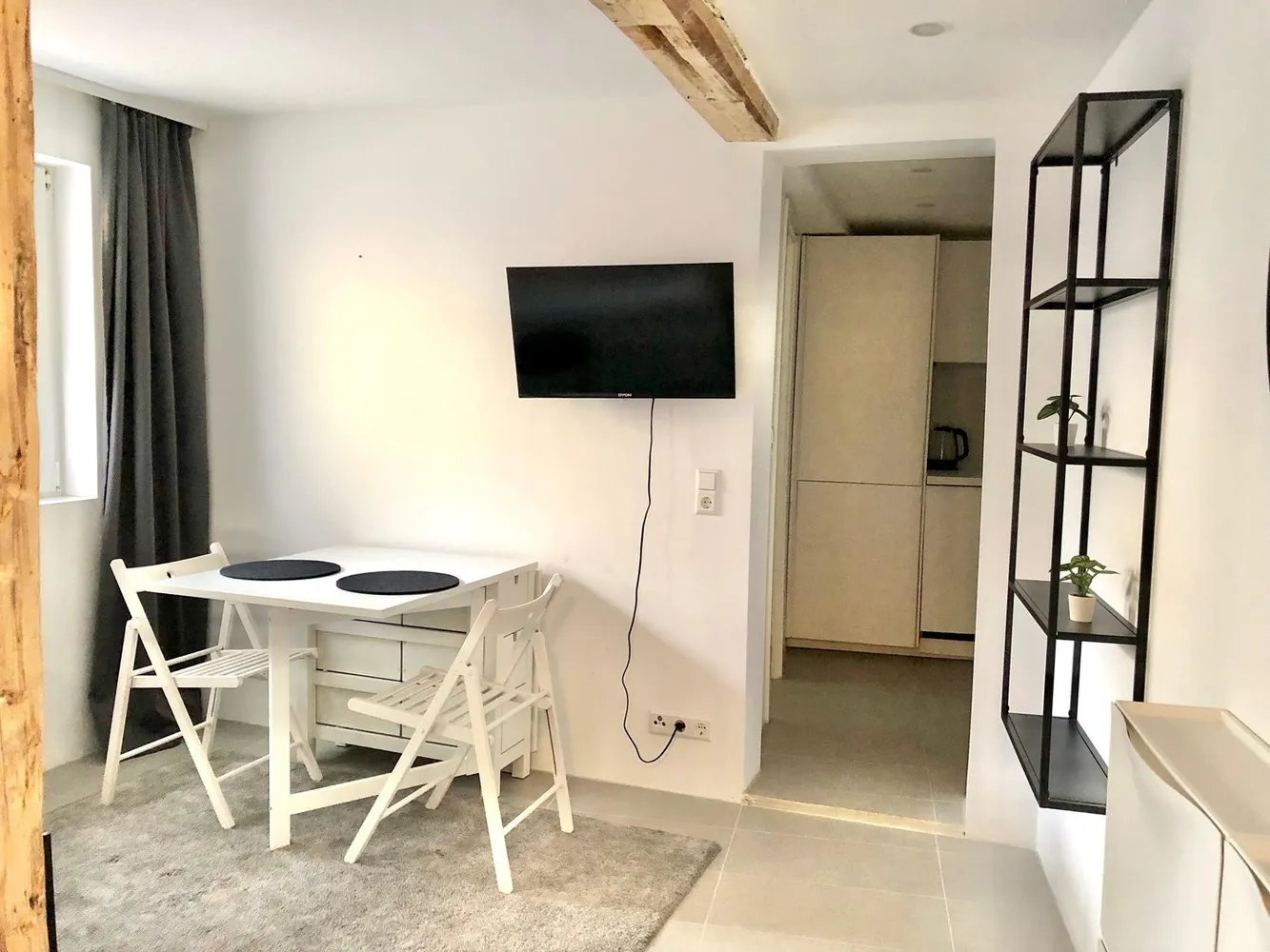 1 Zimmer Wohnung mit 27 m² in Stuttgart – Bild 2