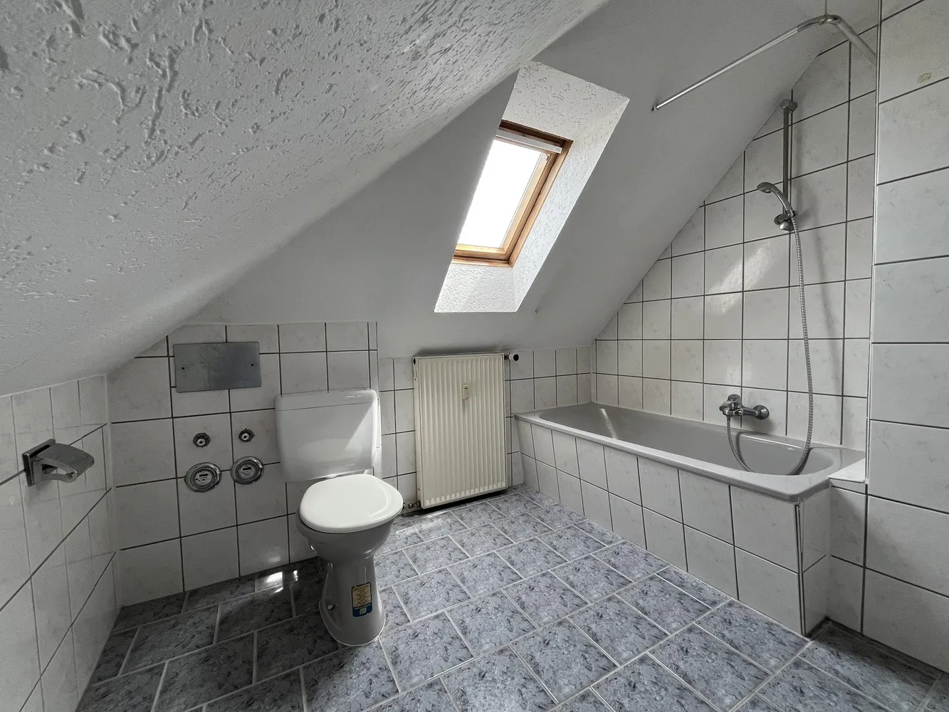 4 room apartment with 100 m² in Chemnitz – Photo 3