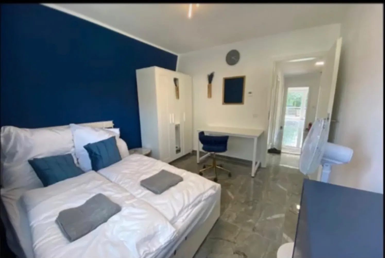 4 Zimmer Wohnung mit 120 m² in Hamburg – Bild 3