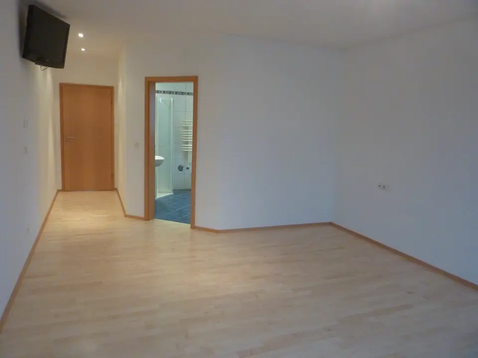 6 Zimmer Wohnung mit 225 m² in Kaiserslautern – Bild 9