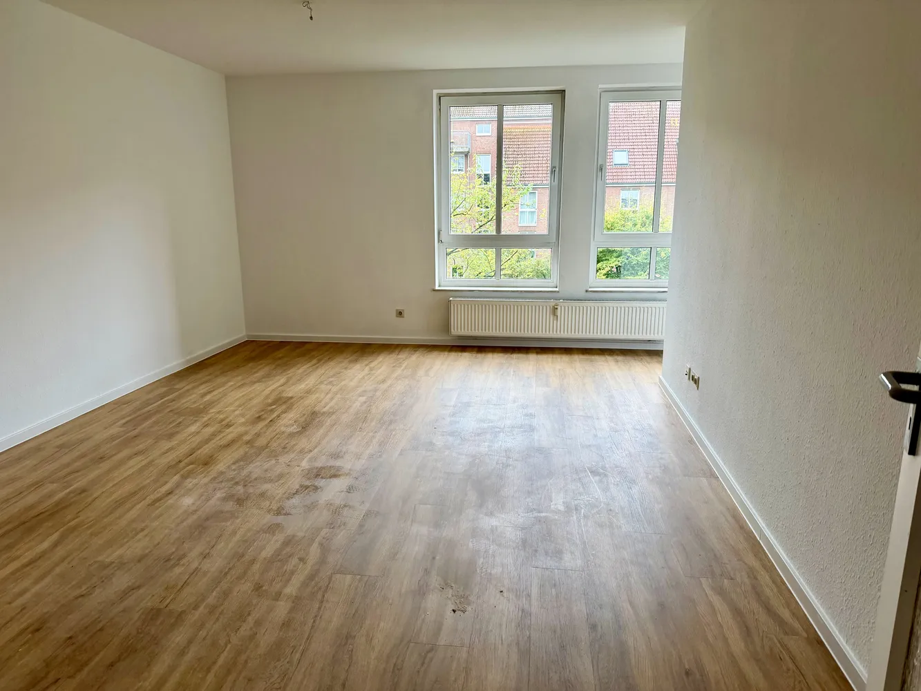 4 Zimmer Wohnung mit 94 m² in Hannover – Bild 1