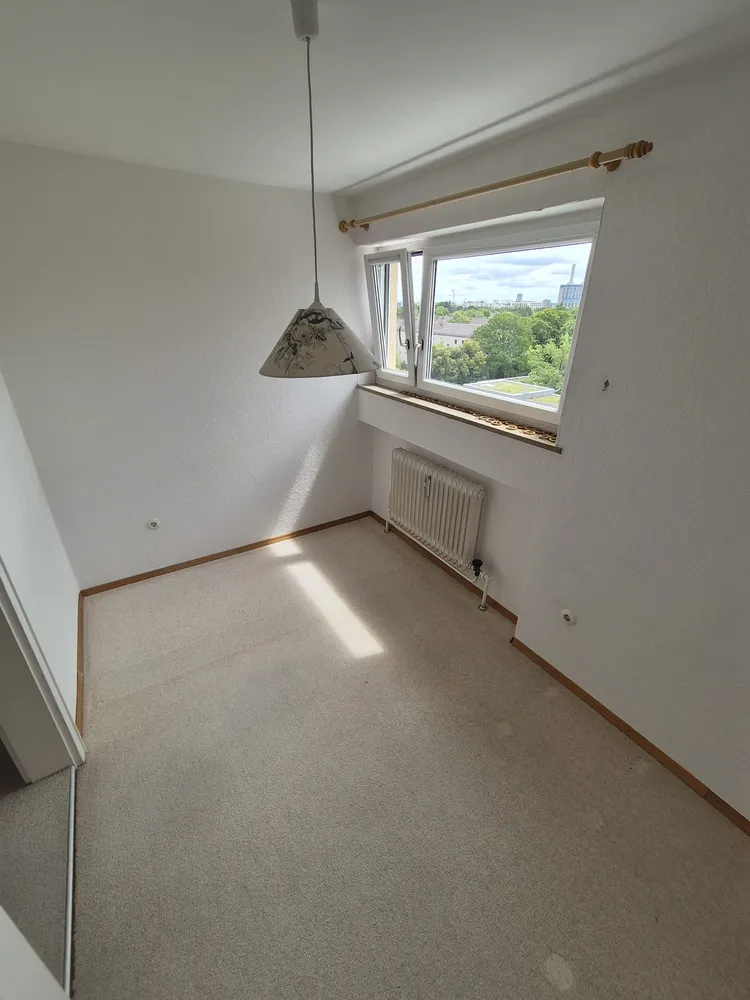 5 Zimmer Wohnung mit 99 m² in München – Bild 8