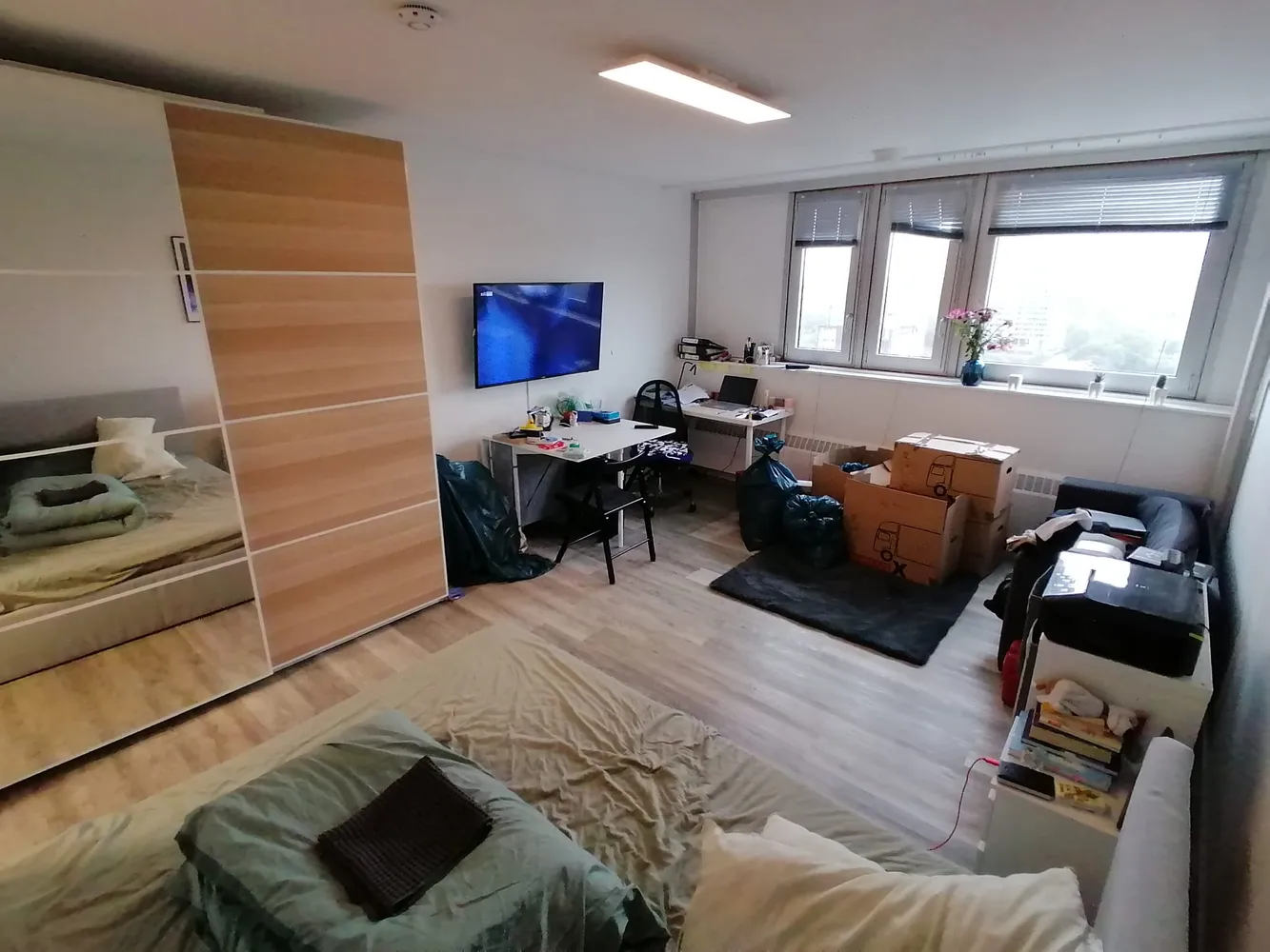 1 Zimmer Wohnung mit 27 m² in Köln – Bild 2