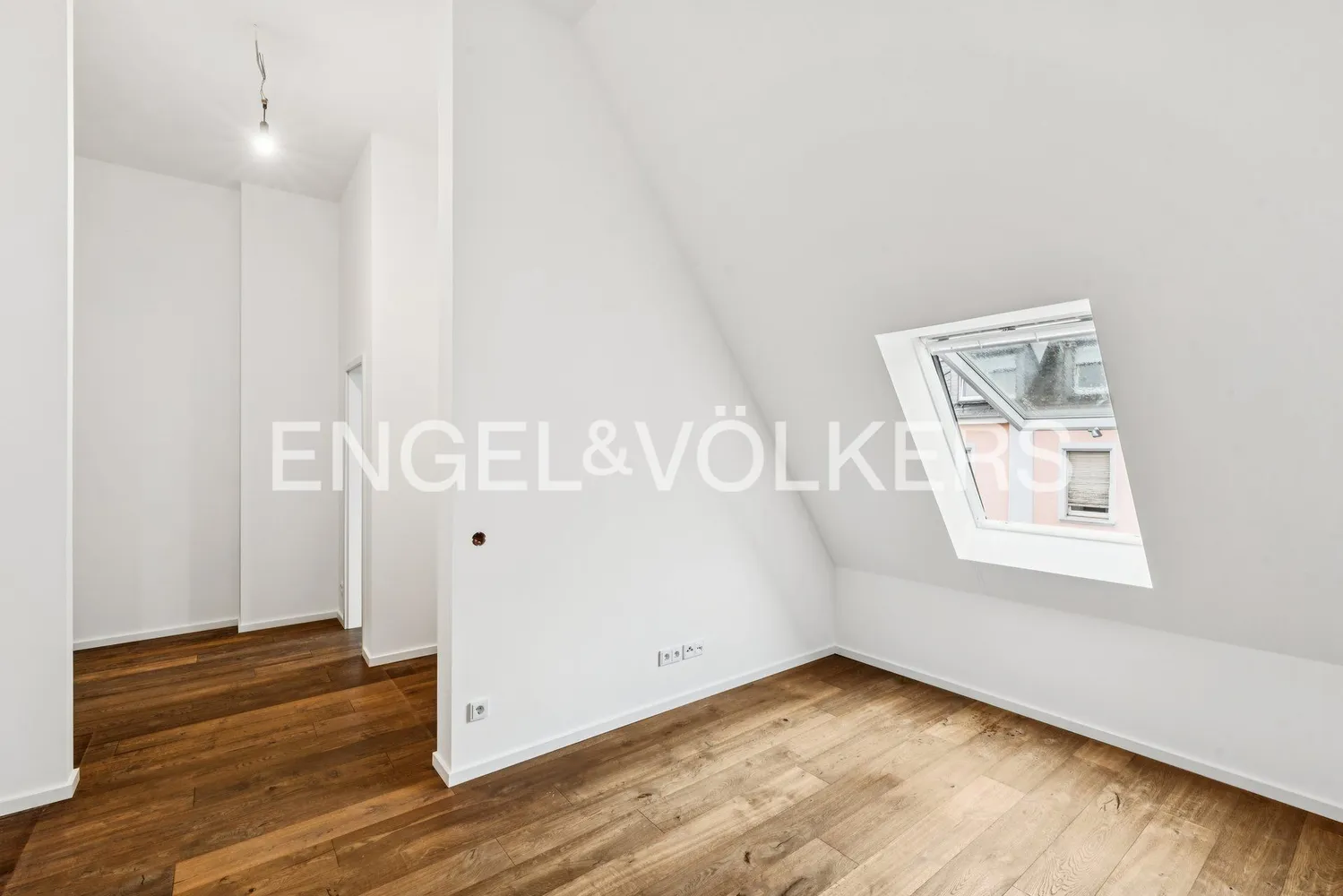 4 Zimmer Wohnung mit 139 m² in Frankfurt am Main – Bild 5
