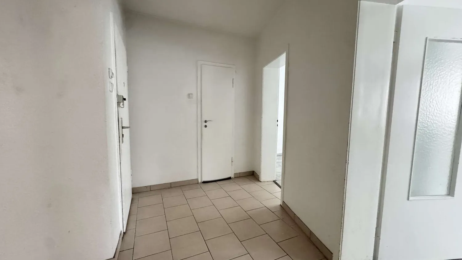 4 Zimmer Wohnung mit 76 m² in Essen – Bild 2