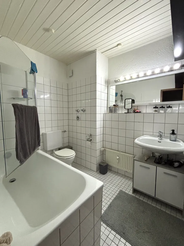 2 Zimmer Wohnung mit 65 m² in Düsseldorf – Bild 12