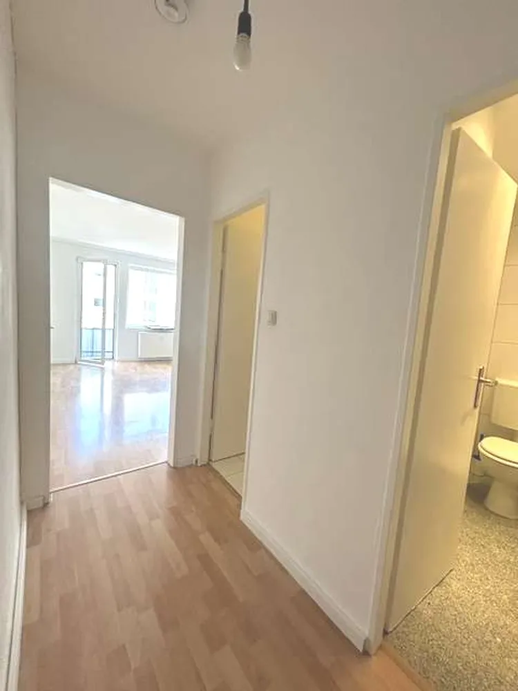1 room apartment with 30 m² in Frankfurt am Main – Photo 2