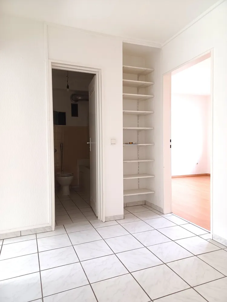 1 room apartment with 35 m² in Mannheim – Photo 2