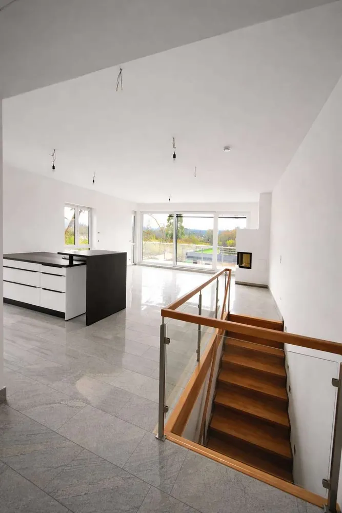 4 Zimmer Wohnung mit 164 m² in Falkensee – Bild 1