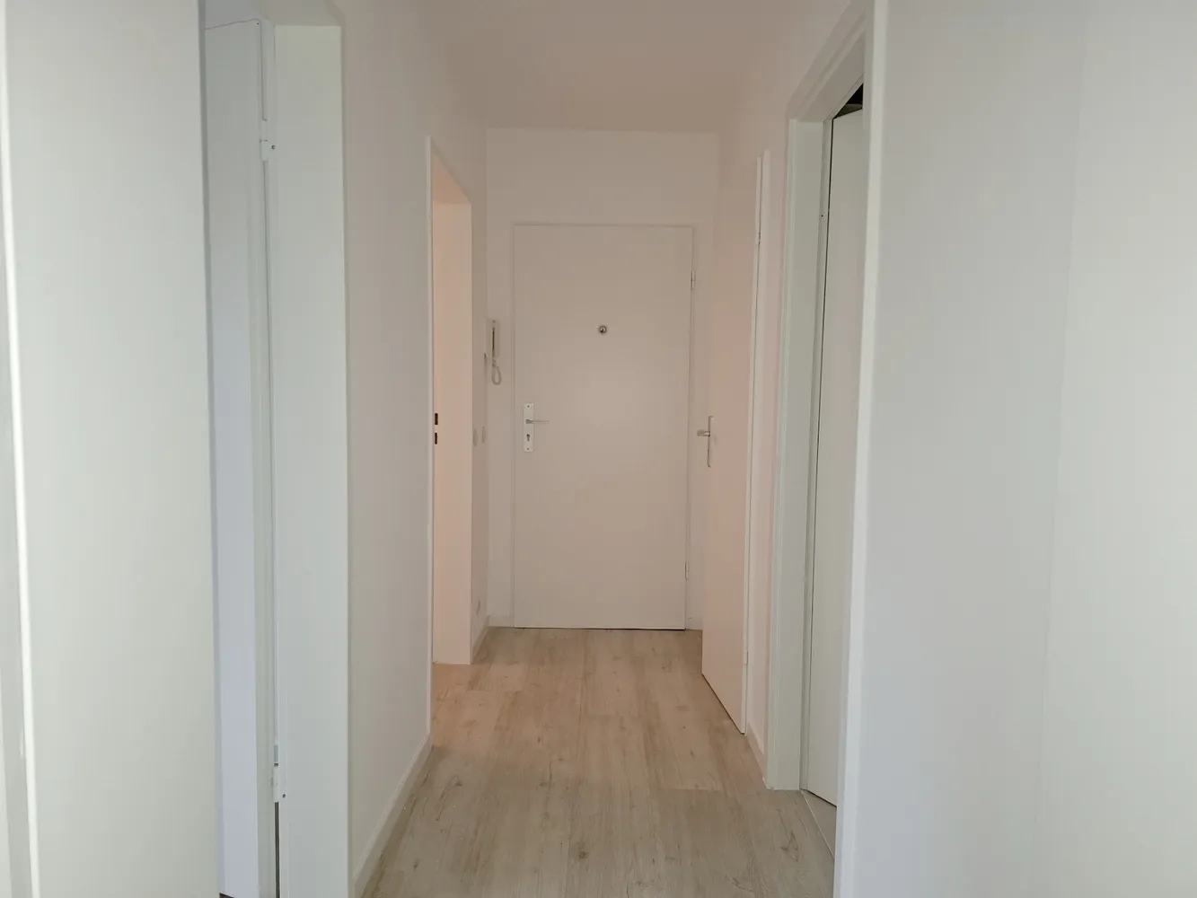 2 Zimmer Wohnung mit 54 m² in Hamburg – Bild 3