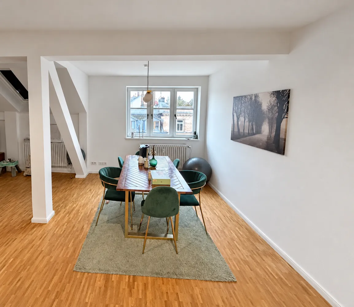 3 Zimmer Wohnung mit 169 m² in Fürth – Bild 1