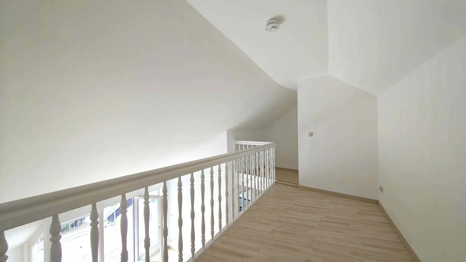 3 Zimmer Wohnung mit 80 m² in Wiesbaden – Bild 7