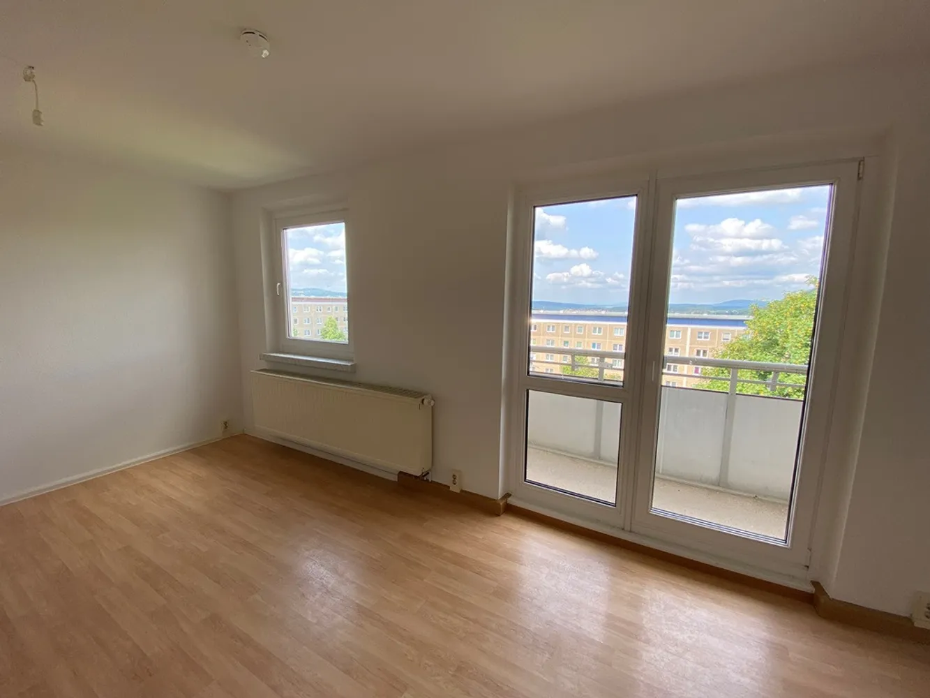 4 Zimmer Wohnung mit 65 m² in Suhl – Bild 3
