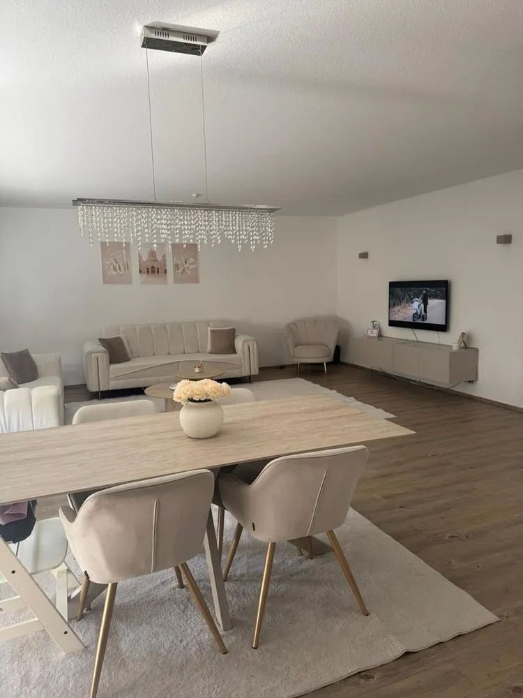 5 Zimmer Wohnung mit 108 m² in Mannheim – Bild 2