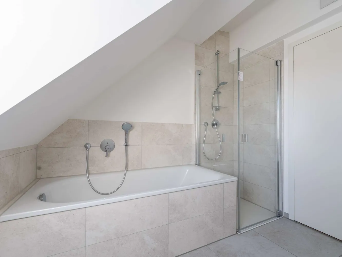 3 Zimmer Wohnung mit 89 m² in München – Bild 3