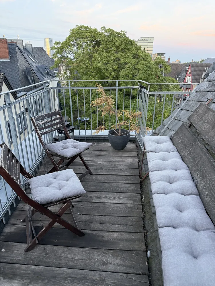2 Zimmer Wohnung mit 65 m² in Köln – Bild 3