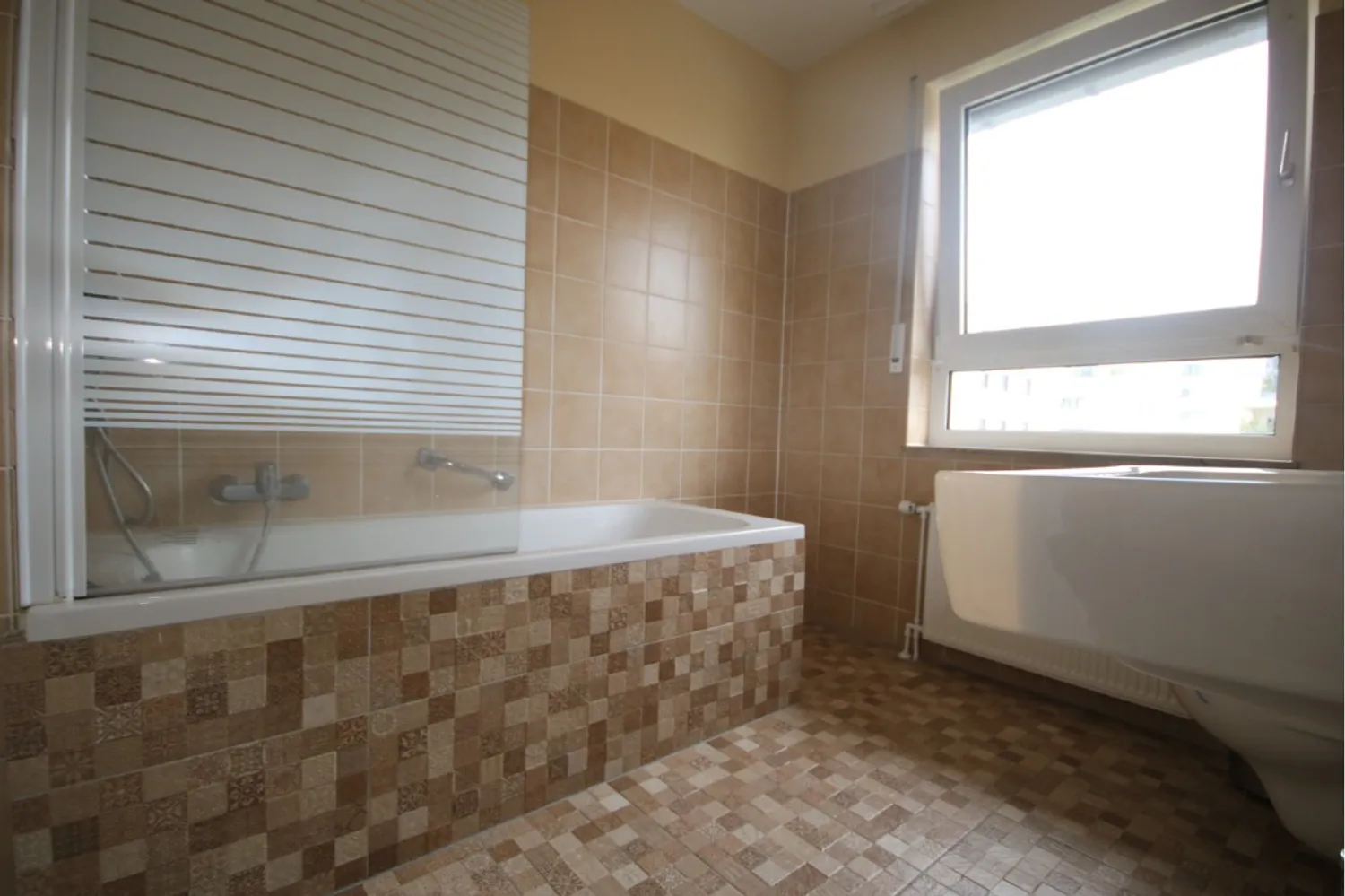 4 Zimmer Wohnung mit 110 m² in Frankfurt am Main – Bild 9