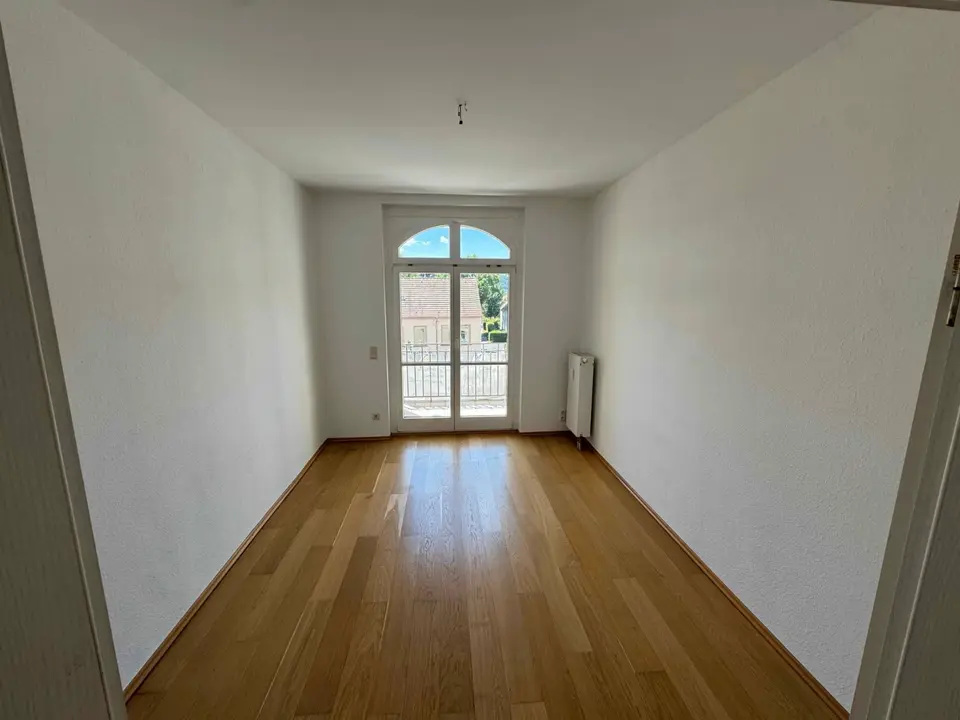5 Zimmer Wohnung mit 114 m² in Radebeul – Bild 4