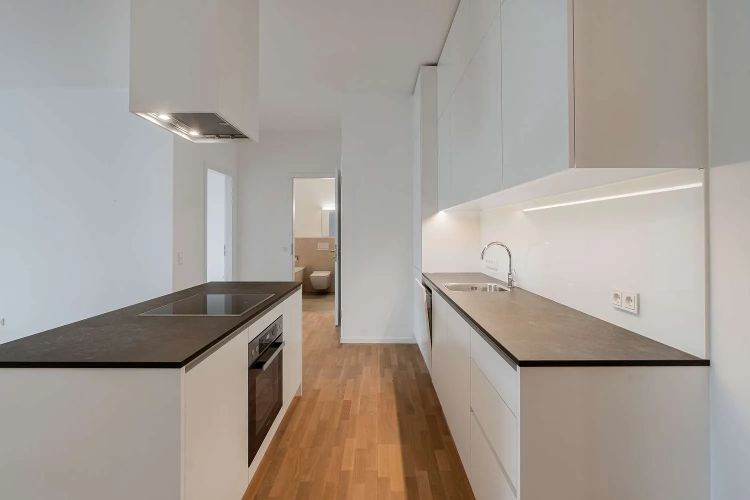 2 Zimmer Wohnung mit 79 m² in Berlin – Bild 12