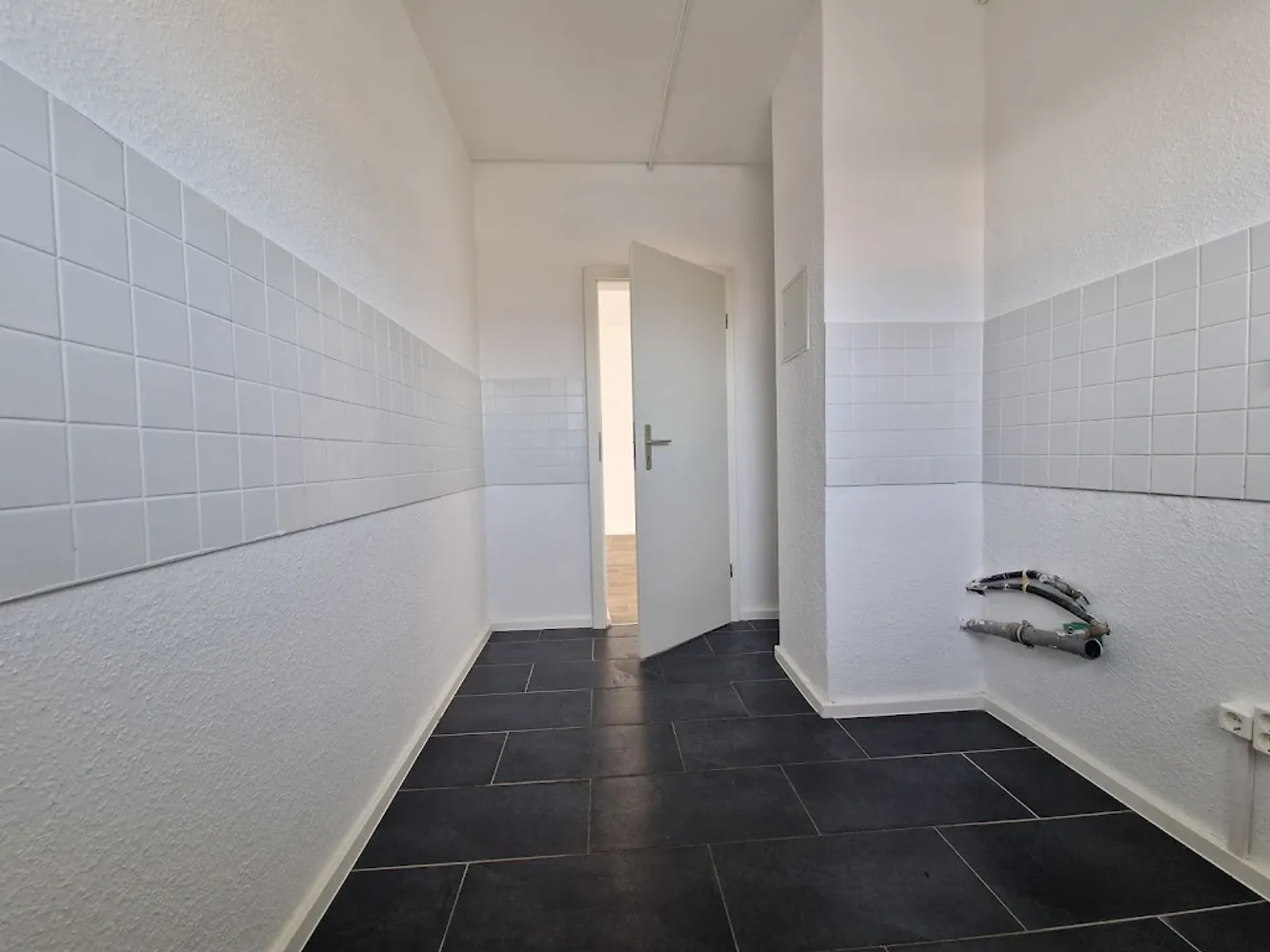 3 Zimmer Wohnung mit 66 m² in Halle (Saale) – Bild 3
