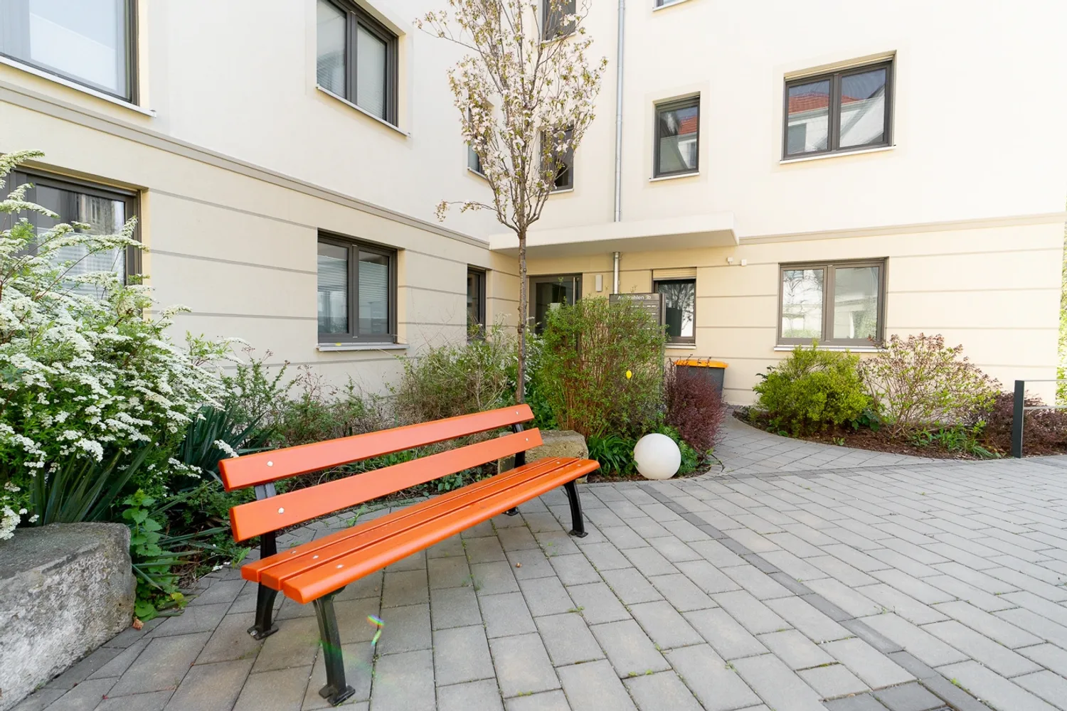 2 Zimmer Wohnung mit 58 m² in Dresden – Bild 2