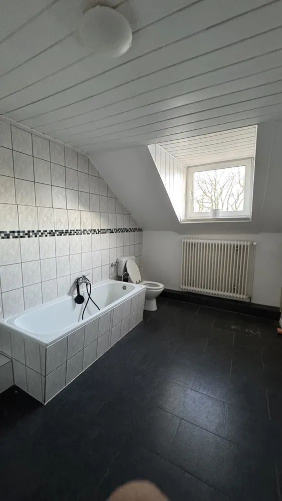 2 Zimmer Wohnung mit 82 m² in Wuppertal – Bild 3