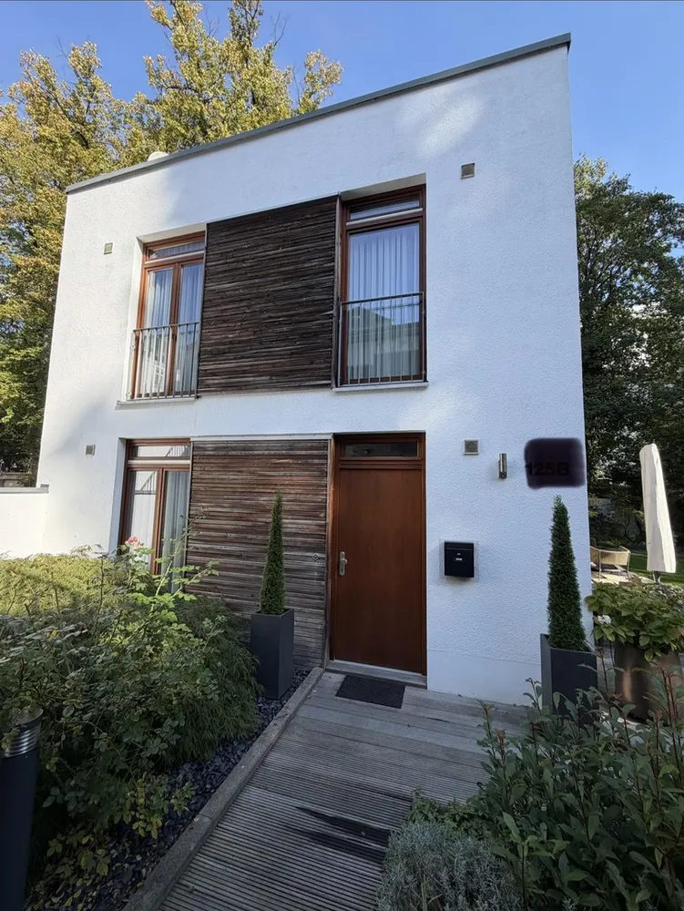 3 Zimmer Wohnung mit 110 m² in Hamburg – Bild 2