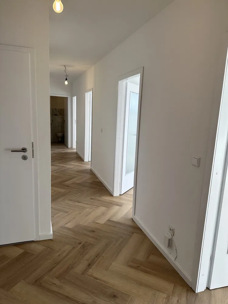 4 Zimmer Wohnung mit 106 m² in Köln – Bild 2