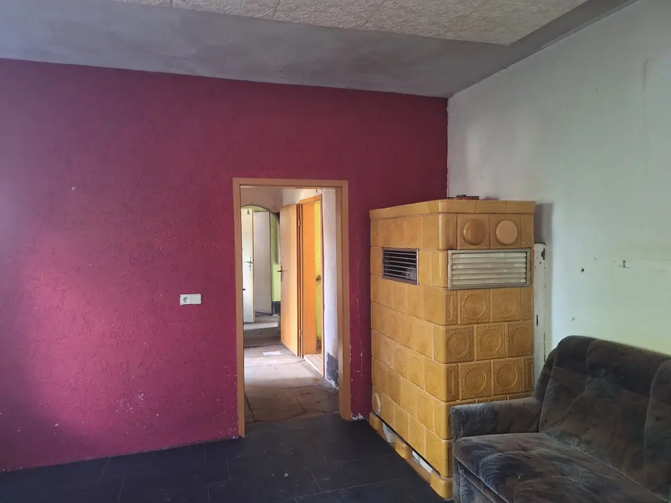 8 Zimmer Wohnung mit 150 m² in Torgau – Bild 1