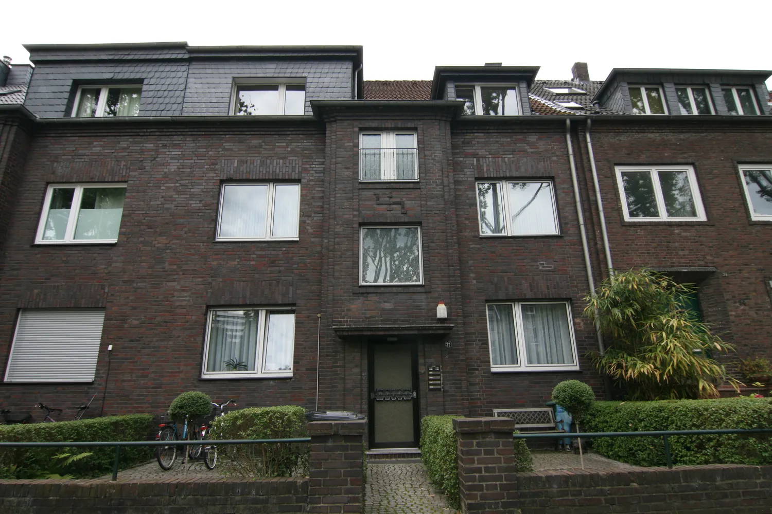 2 Zimmer Wohnung mit 90 m² in Düsseldorf – Bild 2