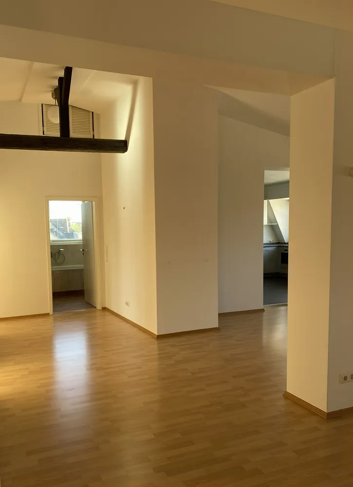 4 Zimmer Wohnung mit 155 m² in Trier – Bild 6