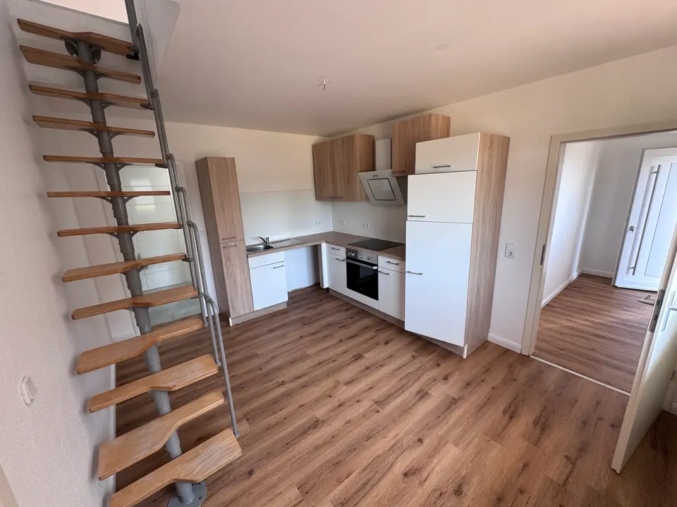 4 Zimmer Wohnung mit 100 m² in Celle – Bild 2