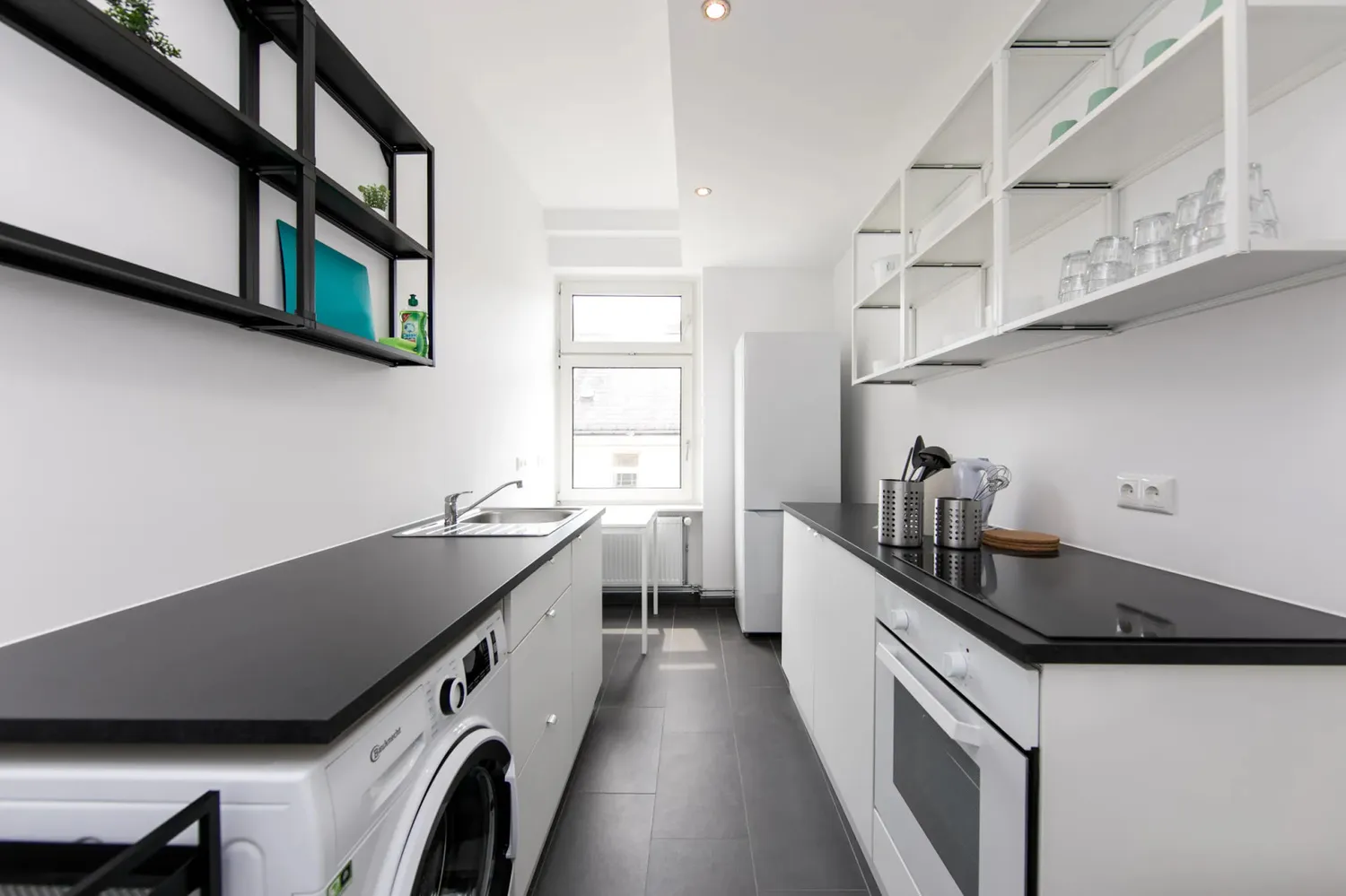 Shared room with 10 m² in Berlin – Photo 10