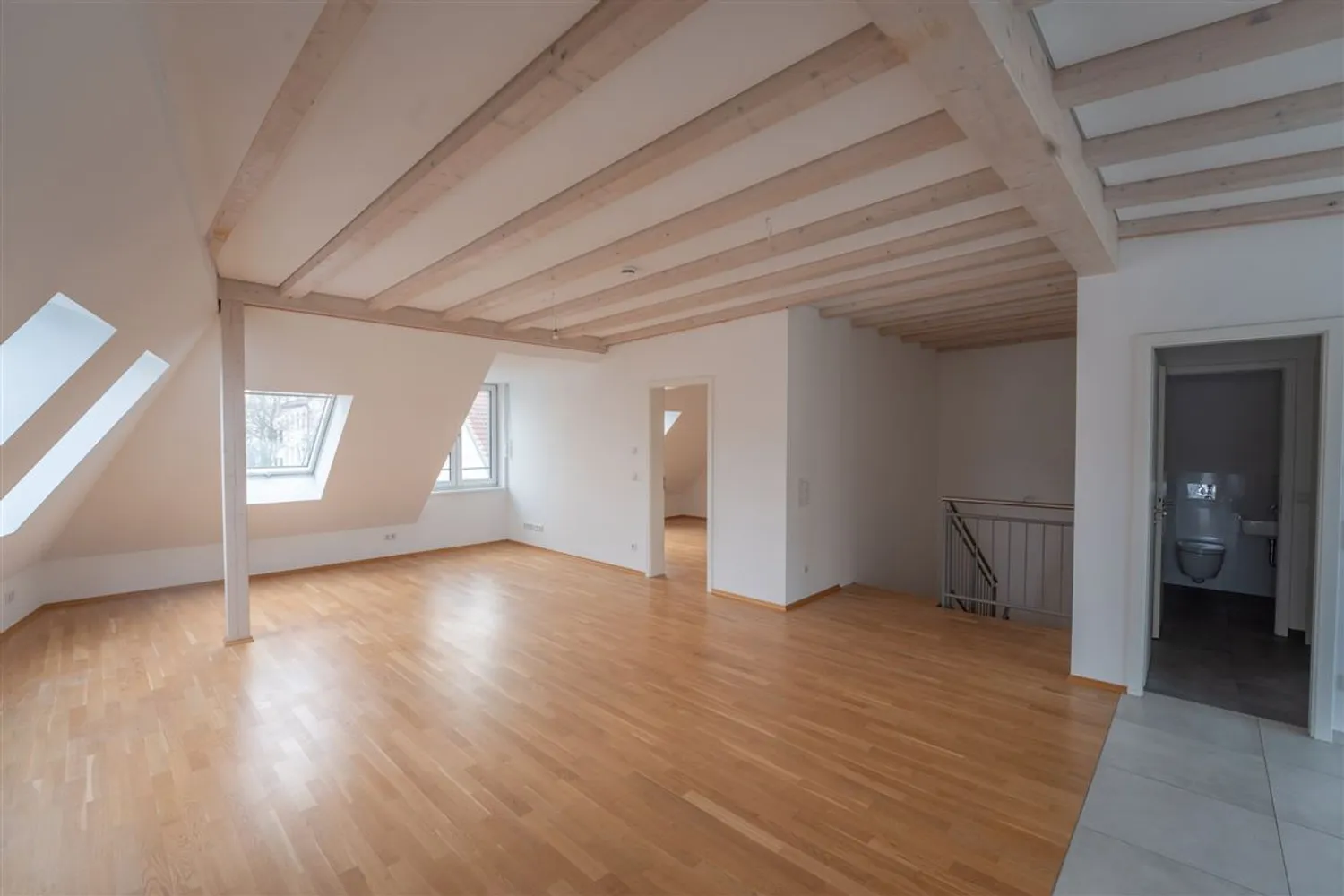 5 Zimmer Wohnung mit 184 m² in Leipzig – Bild 4