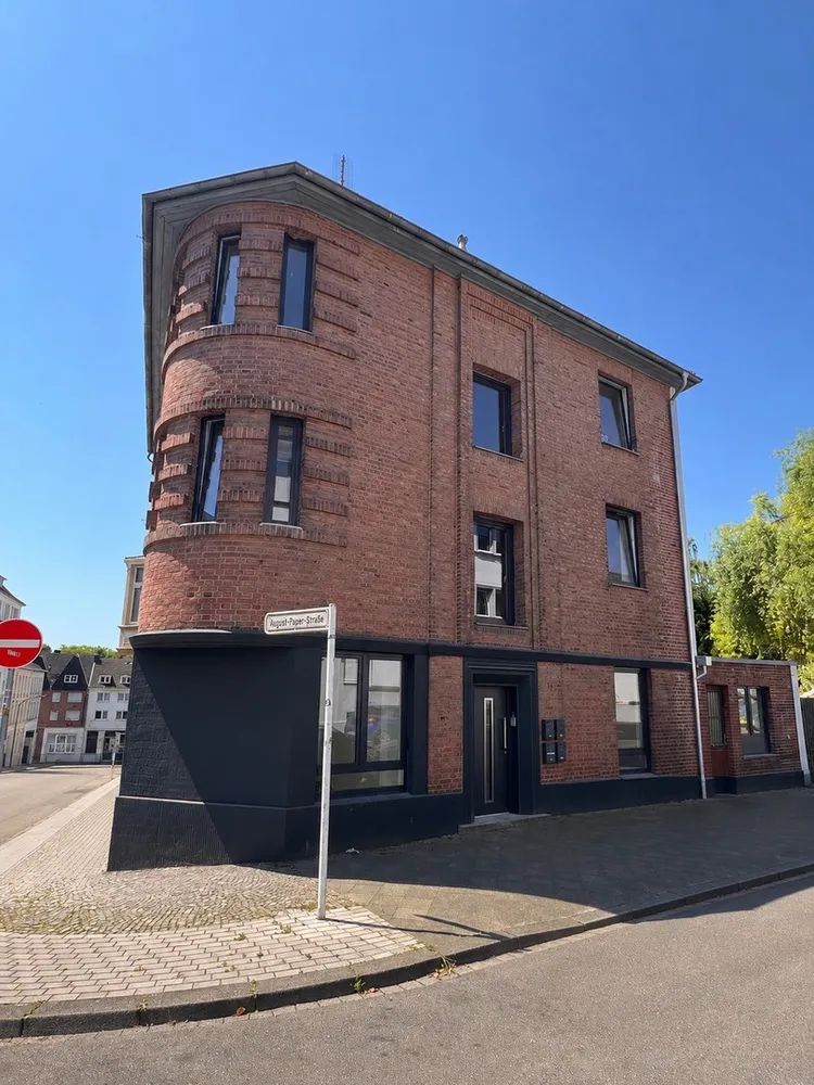 5 Zimmer Wohnung mit 120 m² in Mönchengladbach – Bild 1