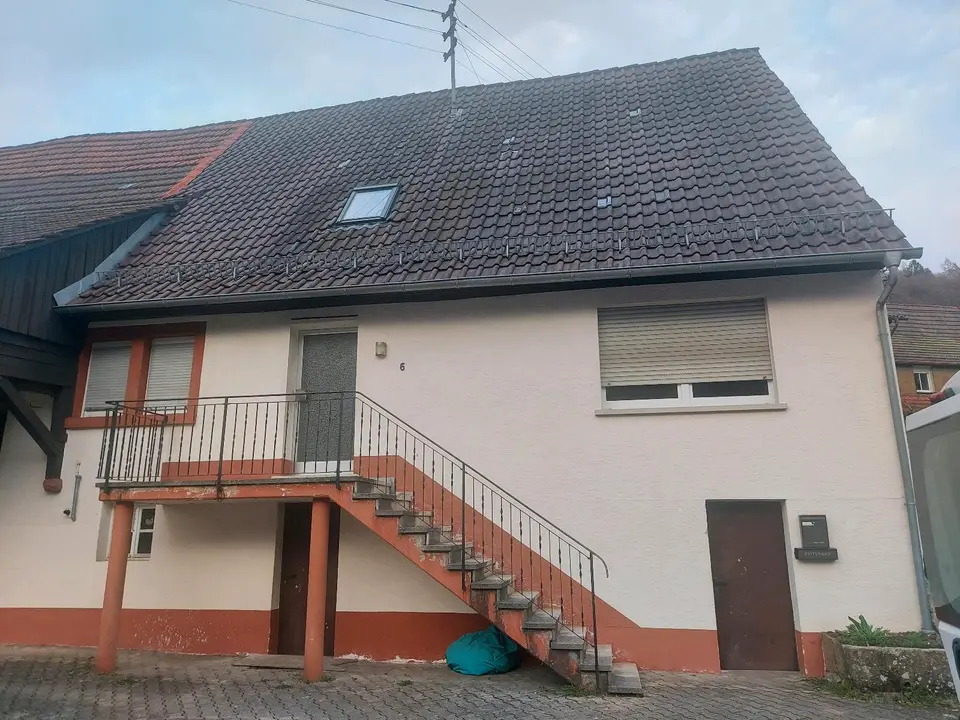 4 Zimmer Haus mit 100 m² in Weinheim – Bild 1