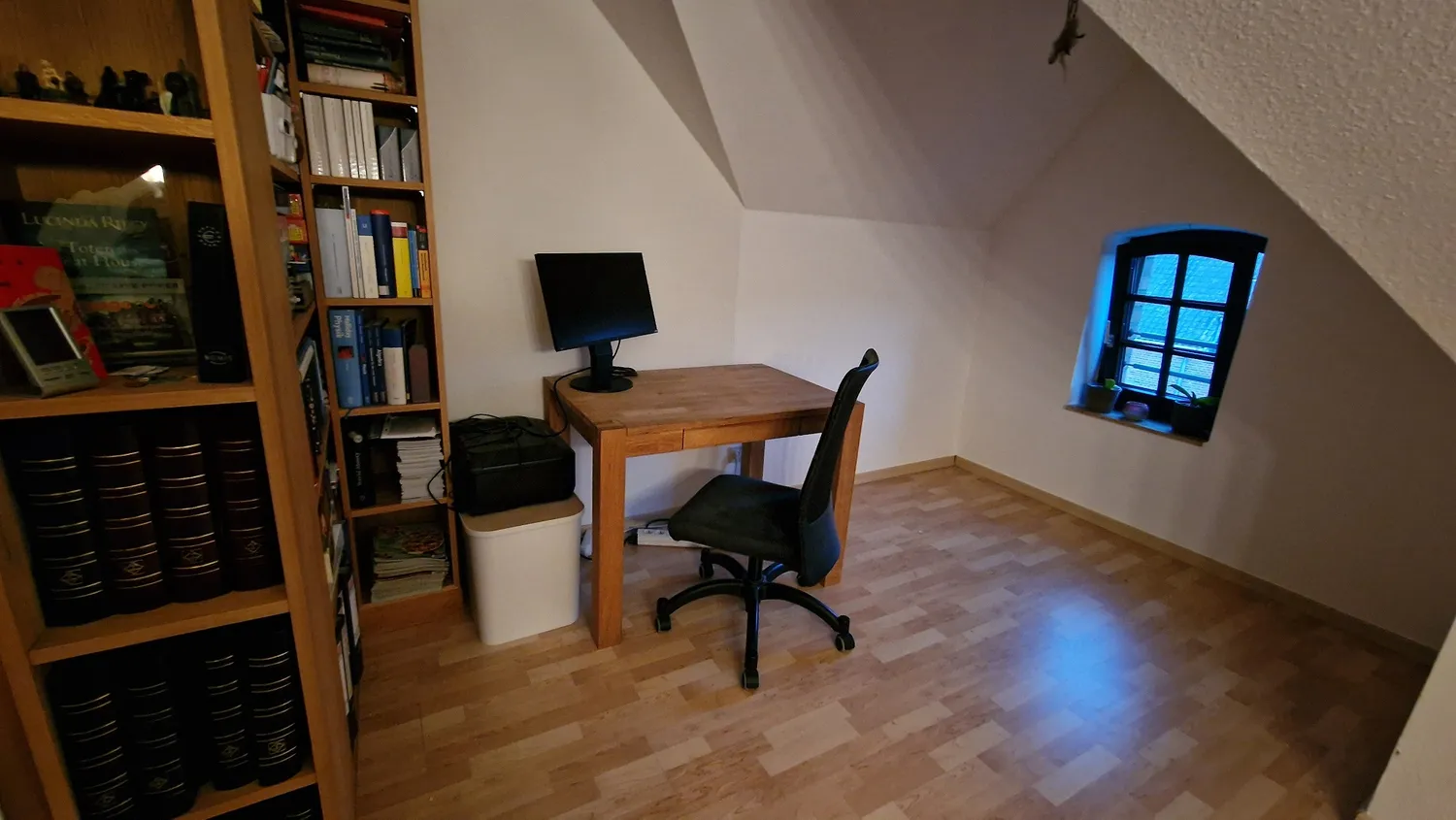 2 Zimmer Wohnung mit 62 m² in Krefeld – Bild 2