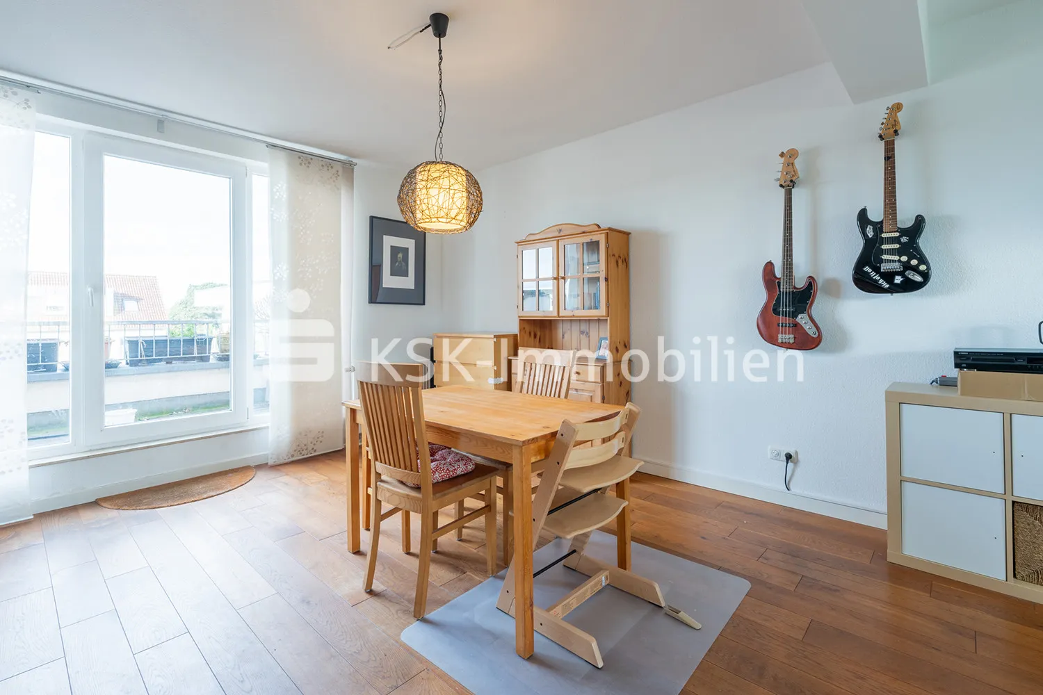 3 Zimmer Wohnung mit 93 m² in Köln – Bild 3