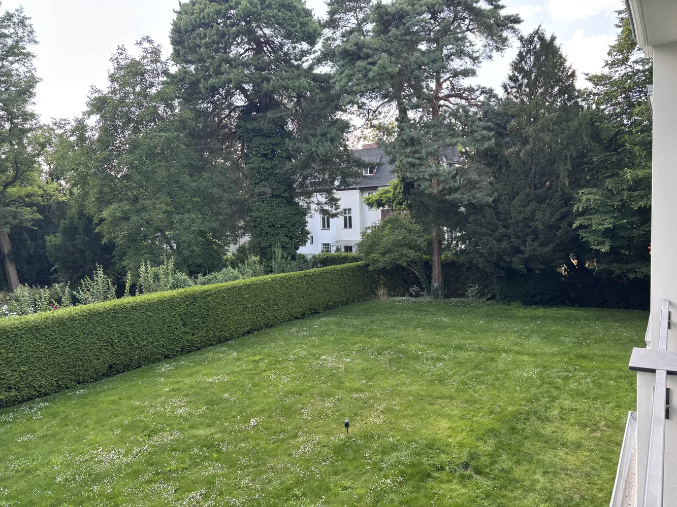4 Zimmer Wohnung mit 148 m² in Berlin – Bild 2
