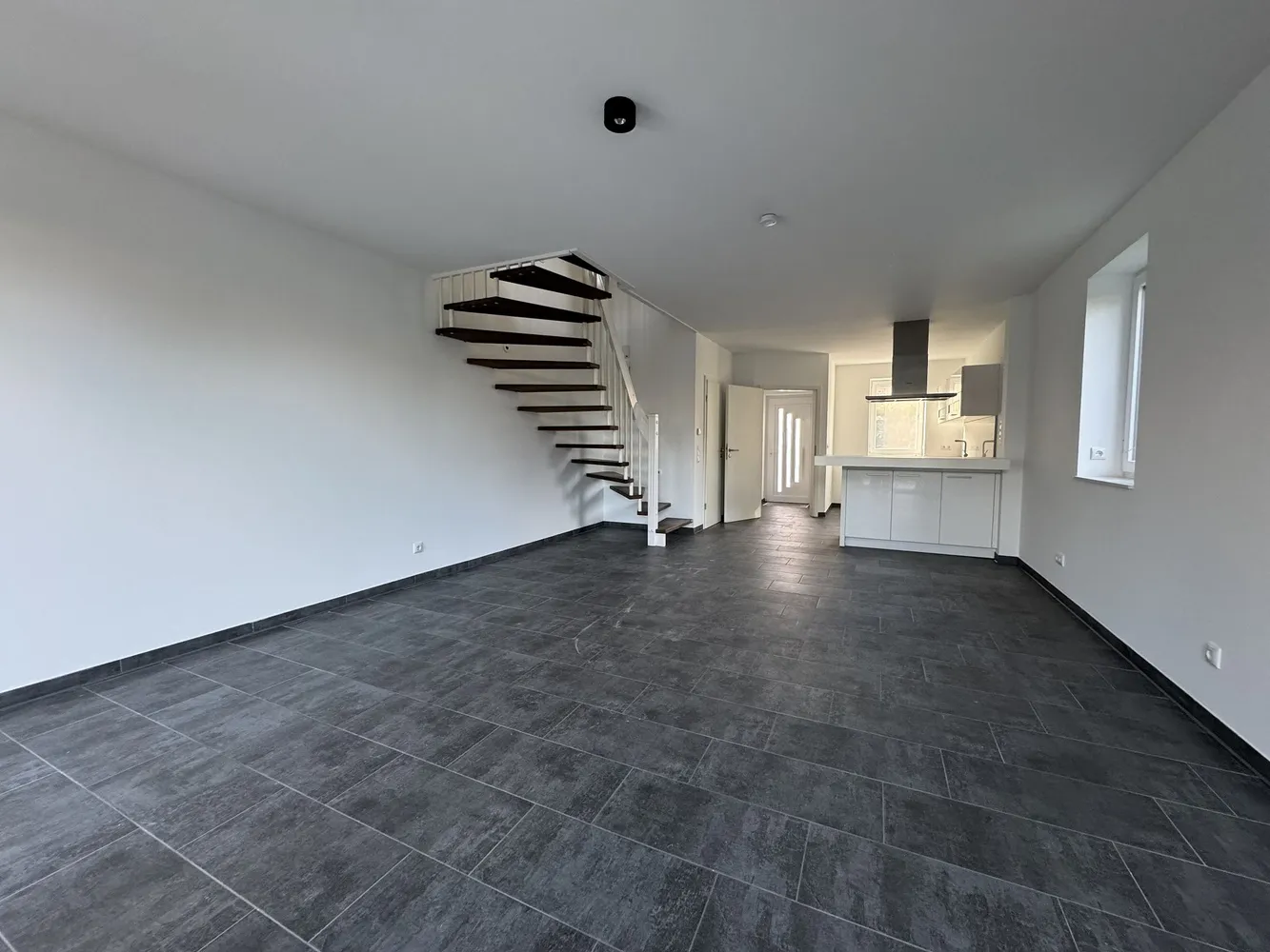 4 Zimmer Haus mit 137 m² in Norderstedt – Bild 4