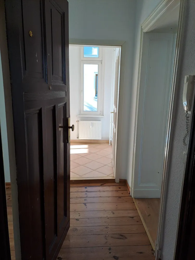 2 Zimmer Wohnung mit 71 m² in Berlin – Bild 4
