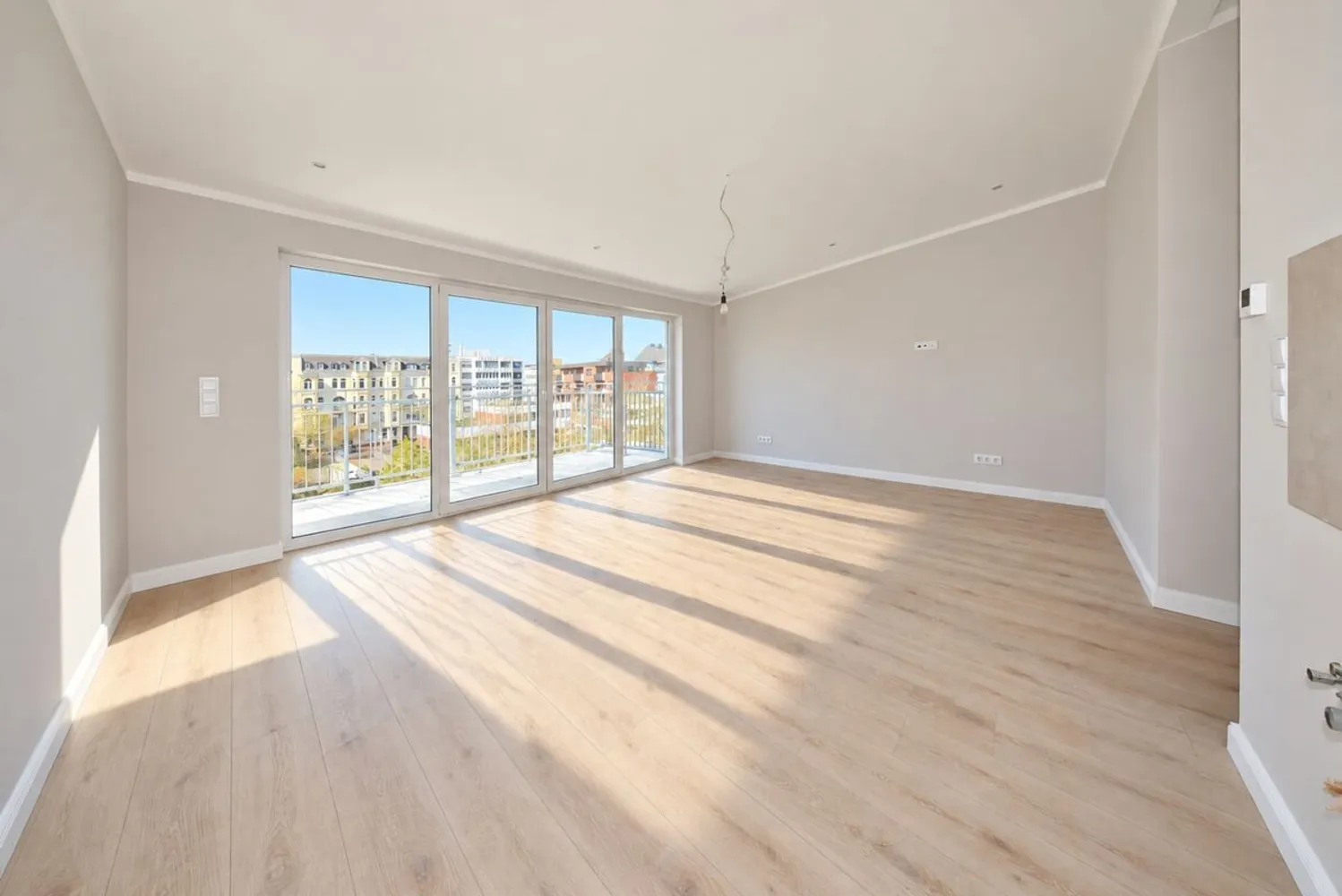 3 Zimmer Wohnung mit 90 m² in Wilhelmshaven – Bild 2