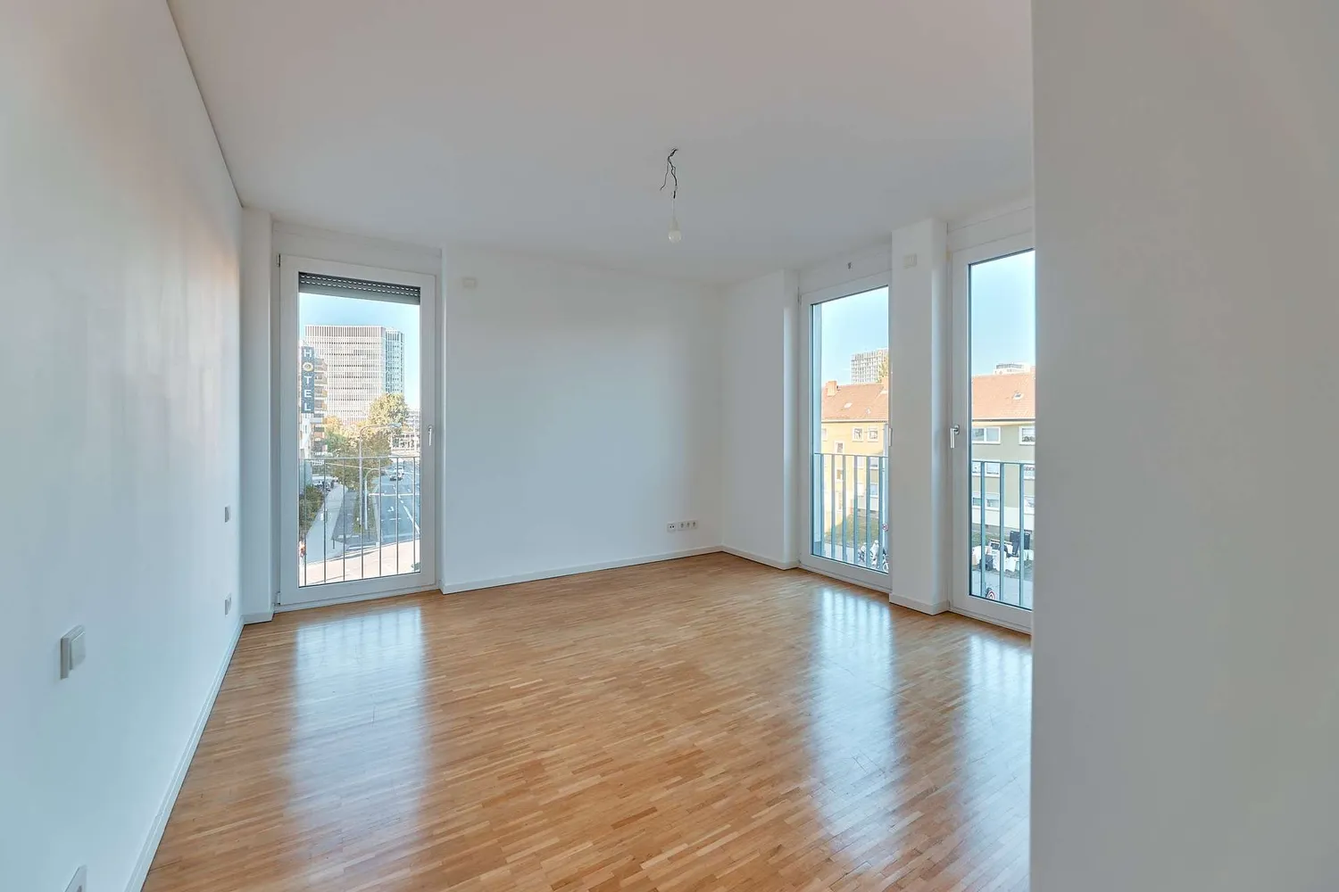 2 room apartment with 87 m² in Frankfurt am Main – Photo 4