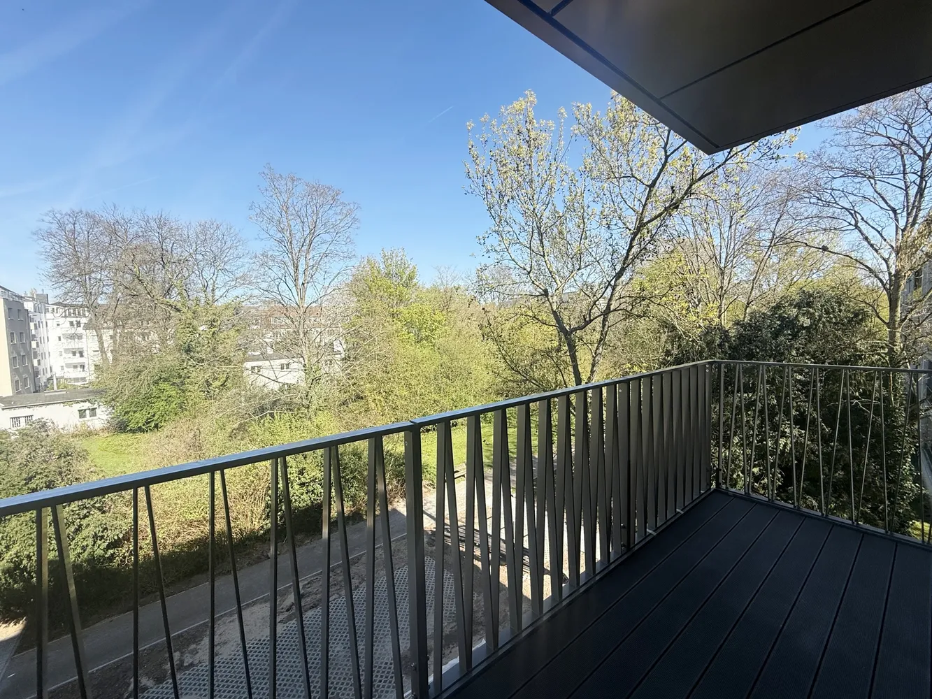 4 Zimmer Wohnung mit 122 m² in Düsseldorf – Bild 10