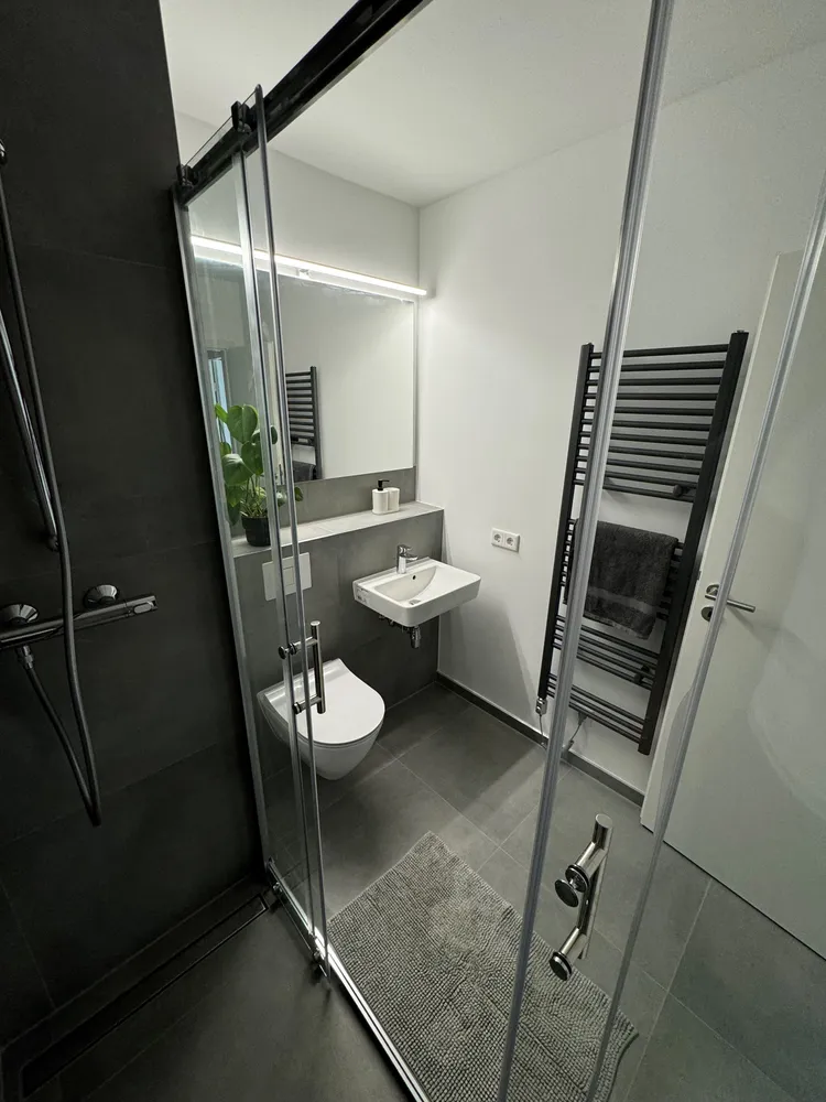 1 Zimmer Wohnung mit 30 m² in Köln – Bild 3